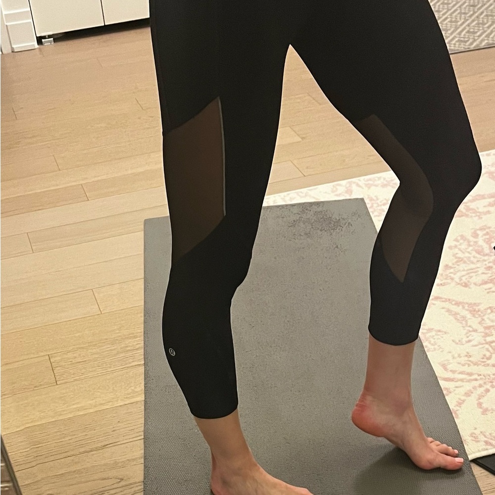 Lululemon Black Mesh Panel Leggings